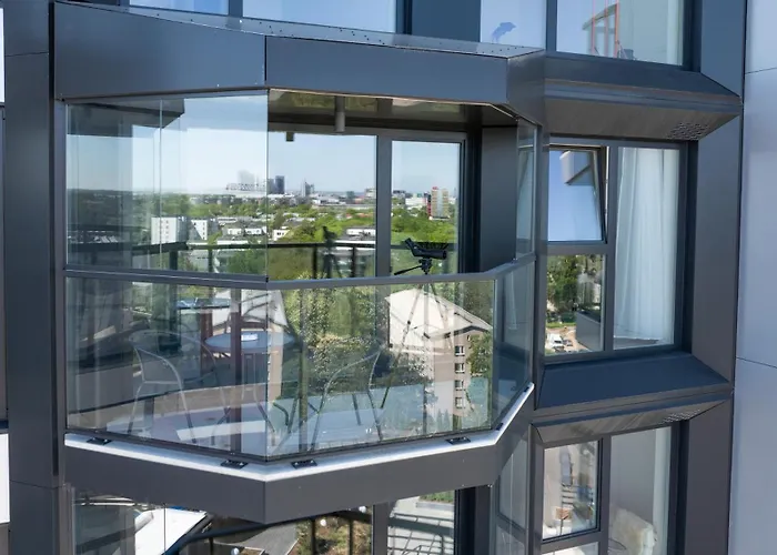 Revalia Vektor Fantastic View Tallinn