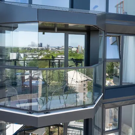 Revalia Vektor Fantastic View Tallin