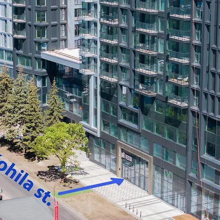 Revalia Vektor Fantastic View